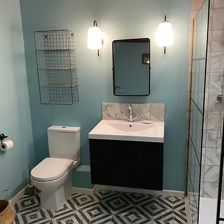 Vakantiehuis Stunning Maison Du Maitre Near Cognac Private Pool Haimps