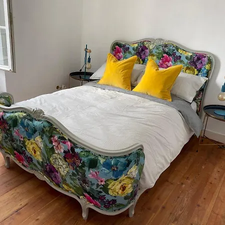 Vakantiehuis Stunning Maison Du Maitre Near Cognac Private Pool